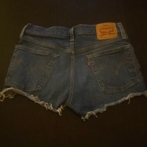 Levi cutoff jeans, lower rise